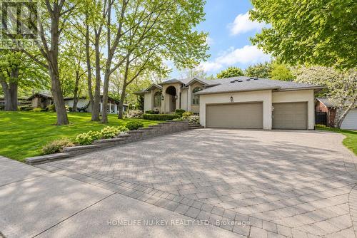 38 Castle Drive, Barrie, ON 