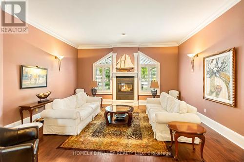 38 Castle Drive, Barrie, ON 