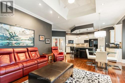 38 Castle Drive, Barrie, ON 