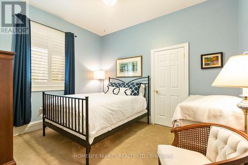 38 Castle Drive, Barrie, ON 