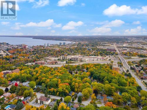 38 Castle Drive, Barrie, ON 