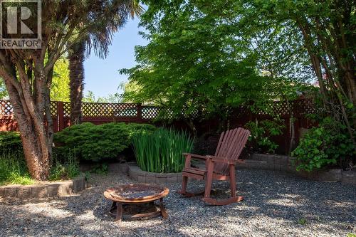 8071 Queen St, Crofton, BC - Outdoor