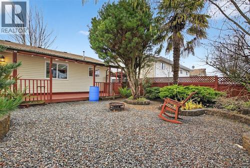 8071 Queen St, Crofton, BC - Outdoor