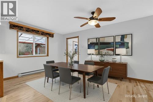8071 Queen St, Crofton, BC - Indoor Photo Showing Dining Room