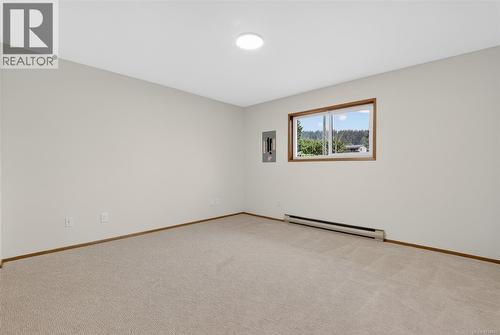 8071 Queen St, Crofton, BC - Indoor Photo Showing Other Room