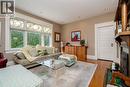 111 E 61St Avenue, Vancouver, BC  - Indoor Photo Showing Living Room 