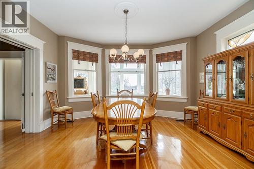111 E 61St Avenue, Vancouver, BC - Indoor Photo Showing Dining Room