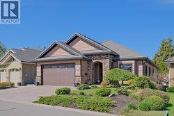 4450 Gordon Drive Unit# 137 Kelowna, BC V1W 1T1
