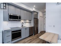 1274 Devonshire Avenue Unit# 307 Lot# 32 Kelowna, BC V1Y 0M7