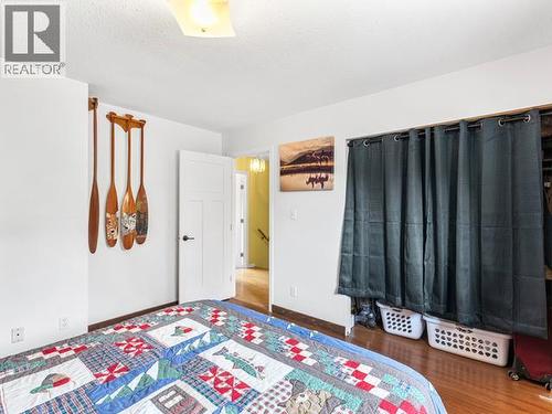 10 Williams Road, Whitehorse, YT - Indoor Photo Showing Bedroom