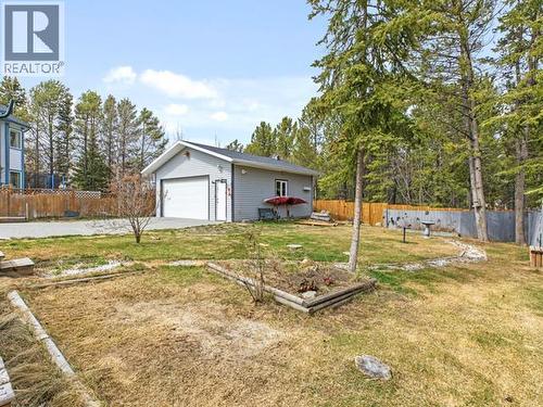 10 Williams Road, Whitehorse, YT - Outdoor