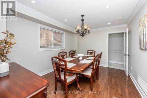 5457 Heritage Hills Boulevard, Mississauga, ON - Indoor Photo Showing Dining Room
