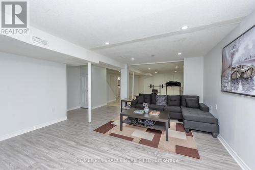 5457 Heritage Hills Boulevard, Mississauga, ON - Indoor Photo Showing Other Room