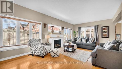 636 SERAFINI CRESCENT  Milton, ON L9T 7P1