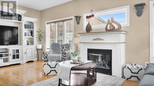 636 Serafini Crescent, Milton, ON 