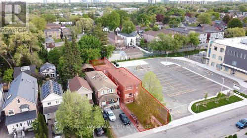 11 Dennis Avenue, Toronto, ON 