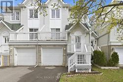 36 CASTLEGREEN PRIVATE  Ottawa, ON K1T 3N4