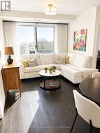 Living room. - 