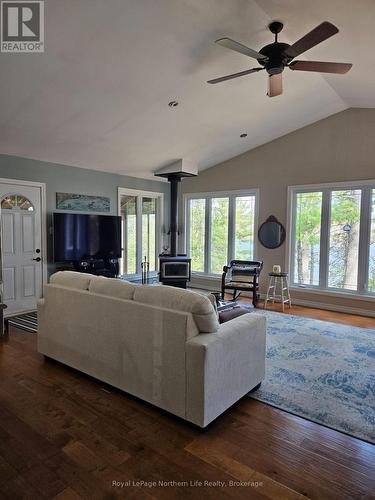 170 Talon Lake Road, Calvin, ON - Indoor Photo Showing Living Room