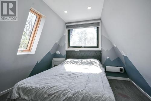Beach House - 2nd Level - 203 Park Road, Tiny, ON - Indoor Photo Showing Bedroom