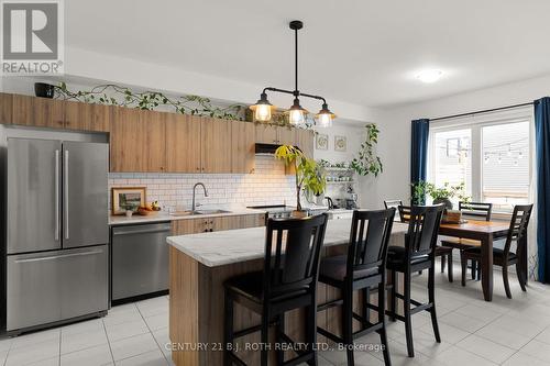 29 Alaskan Heights, Barrie, ON - Indoor