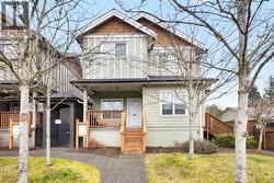 102 582 Rosehill St Nanaimo, BC V9S 1H6