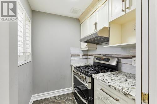 7 Schoolbridge Street, Ajax, ON - Indoor Photo Showing Kitchen