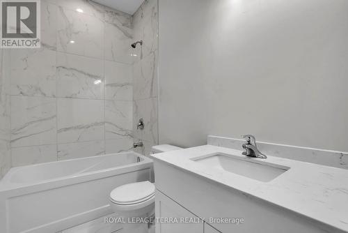 30 Bellehumeur Road, Tiny, ON - Indoor Photo Showing Bathroom