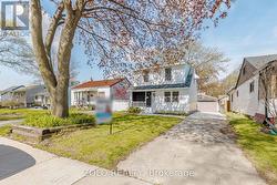 283 IVON AVENUE W  Hamilton, ON L8H 5T3