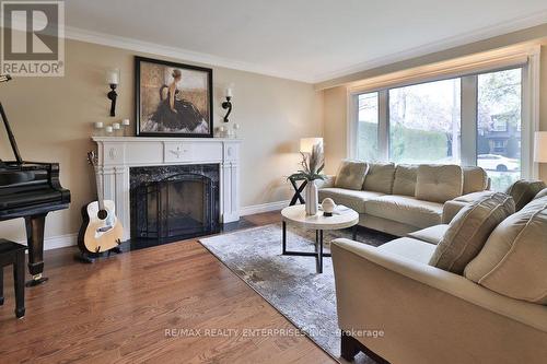 1115 Talka Court, Mississauga, ON - Indoor Photo Showing Living Room With Fireplace