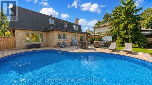 1115 Talka Court, Mississauga, ON - Outdoor With In Ground Pool With Deck Patio Veranda