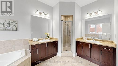 37 Capreol Avenue, Aurora, ON - Indoor Photo Showing Bathroom