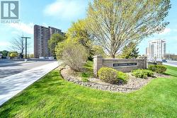 305 - 1535 LAKESHORE ROAD E  Mississauga, ON L5E 3E2