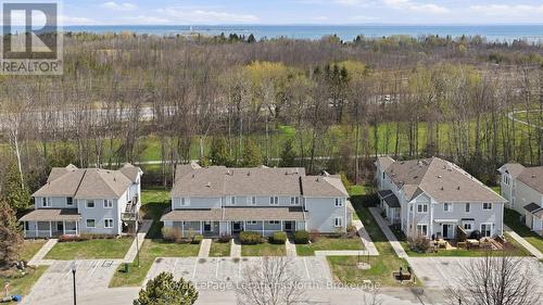 43 SUNDIAL COURT  Collingwood, ON L9Y 5E5