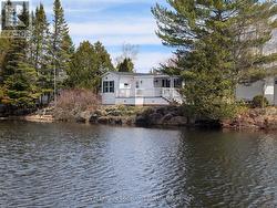 20 TOPAZ STREET W  Wasaga Beach, ON L9Z 1X7