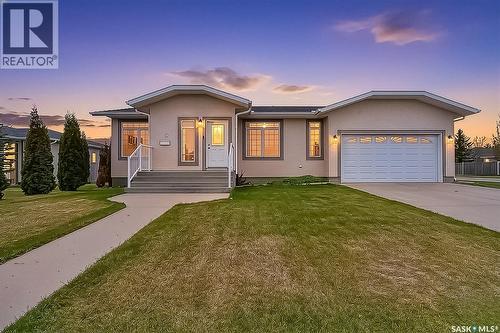 16 Flax ROAD  Moose Jaw, SK S6J 1G3