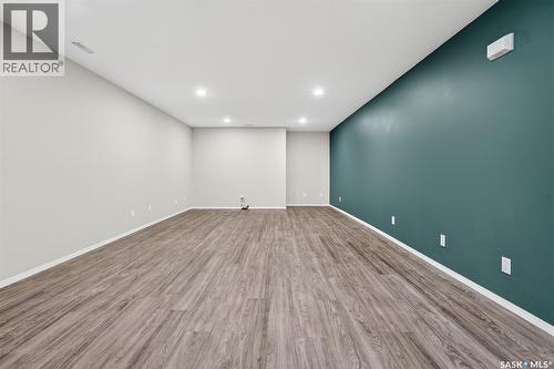 16 Flax Road, Moose Jaw, SK 