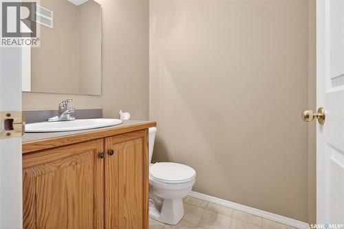 16 Flax Road, Moose Jaw, SK - Indoor Photo Showing Bathroom