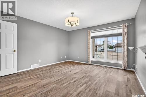16 Flax Road, Moose Jaw, SK - Indoor Photo Showing Other Room