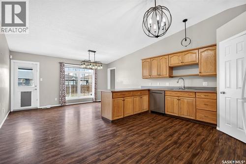 16 Flax Road, Moose Jaw, SK - Indoor Photo Showing Kitchen