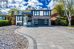 51 BOWERBANK DRIVE Toronto, ON M2M 1Z9