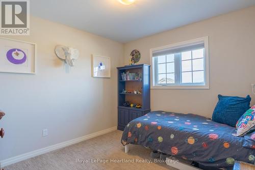 231 Campanale Way, Lucan Biddulph (Lucan), ON - Indoor Photo Showing Bedroom