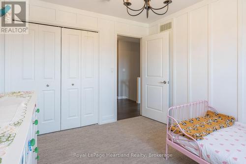 231 Campanale Way, Lucan Biddulph (Lucan), ON - Indoor Photo Showing Bedroom