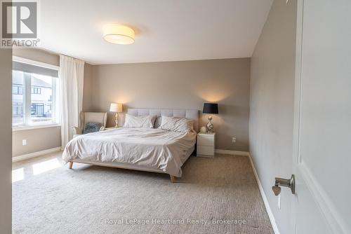 231 Campanale Way, Lucan Biddulph (Lucan), ON - Indoor Photo Showing Bedroom