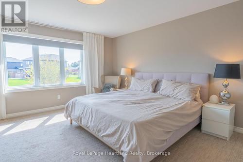 231 Campanale Way, Lucan Biddulph (Lucan), ON - Indoor Photo Showing Bedroom