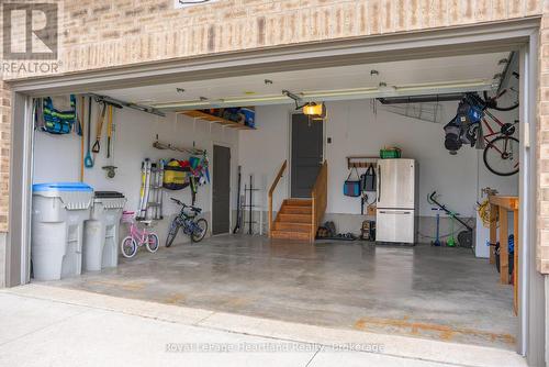 231 Campanale Way, Lucan Biddulph (Lucan), ON - Indoor Photo Showing Garage