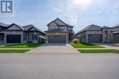 231 Campanale Way, Lucan Biddulph (Lucan), ON - Outdoor With Facade