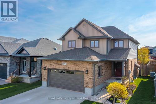 231 Campanale Way, Lucan Biddulph (Lucan), ON - Outdoor With Facade