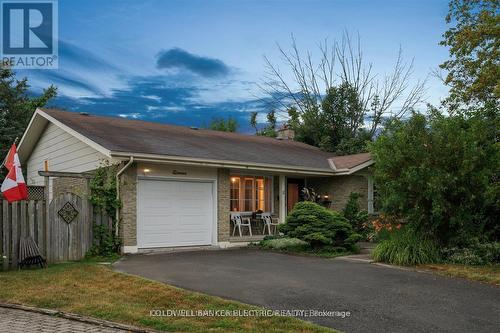 11 BAYLEAF COURT  Peterborough (Monaghan Ward 2), ON K9K 1A2
