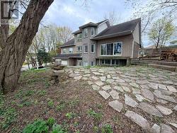 176 WYNDHAM STREET  Mississauga, ON L5M 1N5